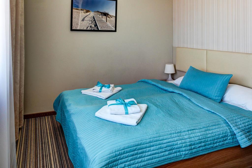 Marina Jastarnia Apartamenty W Budynku Z Basenem ภายนอก รูปภาพ